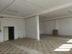 Здається складське приміщення і місті площа 115 кв.м. рампа фото 2 Здається складське приміщення і місті площа 115 кв.м. рампа фото 2