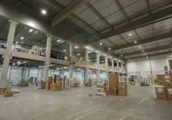 Аренда склада класса А трасса Е-40 Киев-Житомир складской мезонин доки рампа село Колонщина Березовка Севериновка Копылов Калиновка Мила Стоянка Киевская область стеллажи аренда Оренда складу класу А складський мезонін доки рампа село Колонщина Березівк Новый склад трасса Е-40 Киев-Житомир прямая аренда от владельца без комиссионных село КолонщинаНовий склад траса Е-40 Київ-Житомир пряма оренда від власника без комісійних село Колонщина