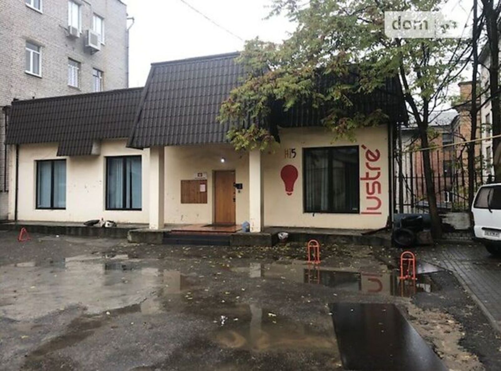 Аренда офисного помещения в центре города . ул. М. Грушевского 4 фото 1 Аренда офисного помещения в центре города . ул. М. Грушевского 4 фото 1
