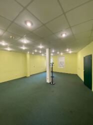     : (Open space +  ) . , 32  3