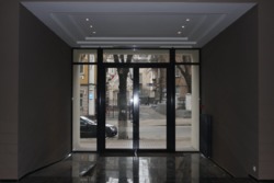 Business Center. Yaroslaviv Val. Golden Gate  7