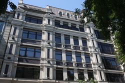 Business Center. Yaroslaviv Val. Golden Gate  1