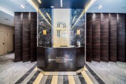     Royal Tower, . , 37  9