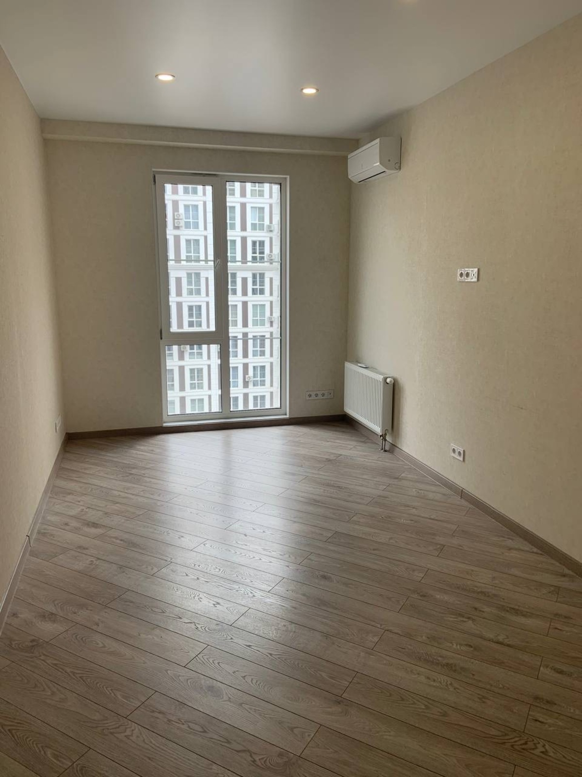 Оренда приміщення фото 1 Оренда приміщення фото 1