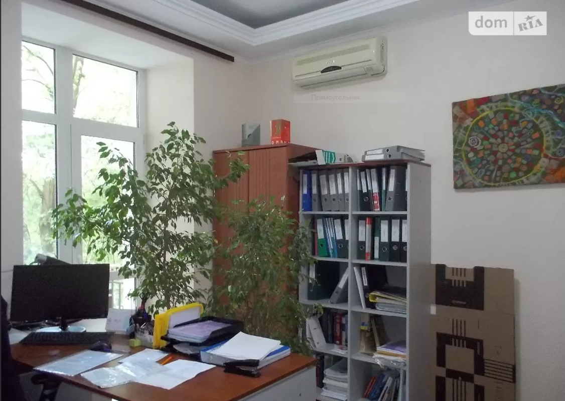 Сдам офис ул. Антоновича, Голосеевский р-н фото 1 Сдам офис ул. Антоновича, Голосеевский р-н фото 1