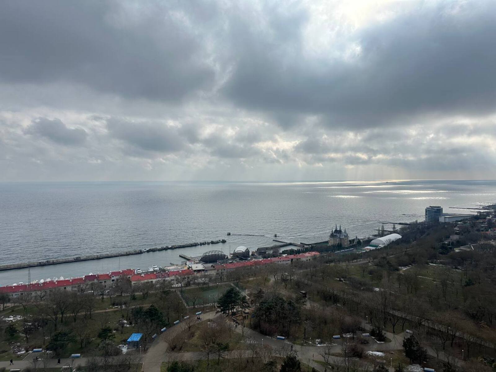 🏢 Оренда офісу з терасою та видом на море – ЖК «Білий Парус», Одеса. фото 1 🏢 Оренда офісу з терасою та видом на море – ЖК «Білий Парус», Одеса. фото 1