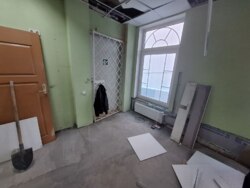 ������ ��������� 513 �2/ ���. ����������� 5/ �. ������ ����������� 100 � ���� 13