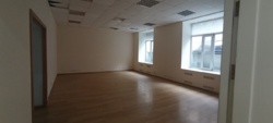 Оренда офісу 242м -окремо крило будівлі у центрі біля Троїцького собору фото 14 Оренда офісу 242м -окремо крило будівлі у центрі біля Троїцького собору фото 14