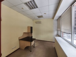 Аренда офиса 27м (2кабинета) на ул. Южной около статуи Атланта -LaSilpo фото 5 Аренда офиса 27м (2кабинета) на ул. Южной около статуи Атланта -LaSilpo фото 5