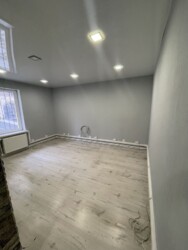 орендаокремої будівлі 200м з ремонтом та власним двором біля центрального ринку фото 4 орендаокремої будівлі 200м з ремонтом та власним двором біля центрального ринку фото 4