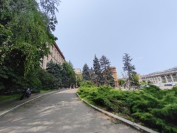 Оренда офісу 242м -окремо крило будівлі у центрі біля Троїцького собору фото 2 Оренда офісу 242м -окремо крило будівлі у центрі біля Троїцького собору фото 2