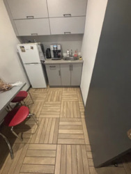 ������������ 13, 90 �2 � ��������, �������, �� ����.���. ����� �/�. ���� 10