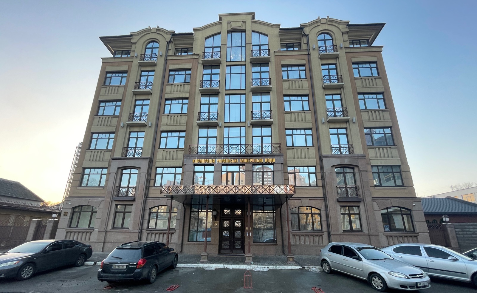 Здам офіс з ремонтом, є генератор, вул. Ямська 28, метро Олімпійська. фото 1 Здам офіс з ремонтом, є генератор, вул. Ямська 28, метро Олімпійська. фото 1