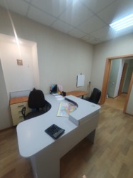 Офіс в центрі. Окремий вхід фото 4 Офіс в центрі. Окремий вхід фото 4