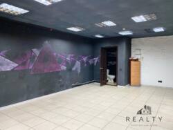 Приміщення з окремим входом на 12 квітня фото 11 Приміщення з окремим входом на 12 квітня фото 11