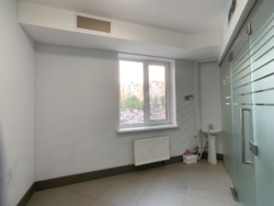 Печерсь, шоу-рум, салон, офіс 104 кв.м, окремий вхід фото 7 Печерсь, шоу-рум, салон, офіс 104 кв.м, окремий вхід фото 7