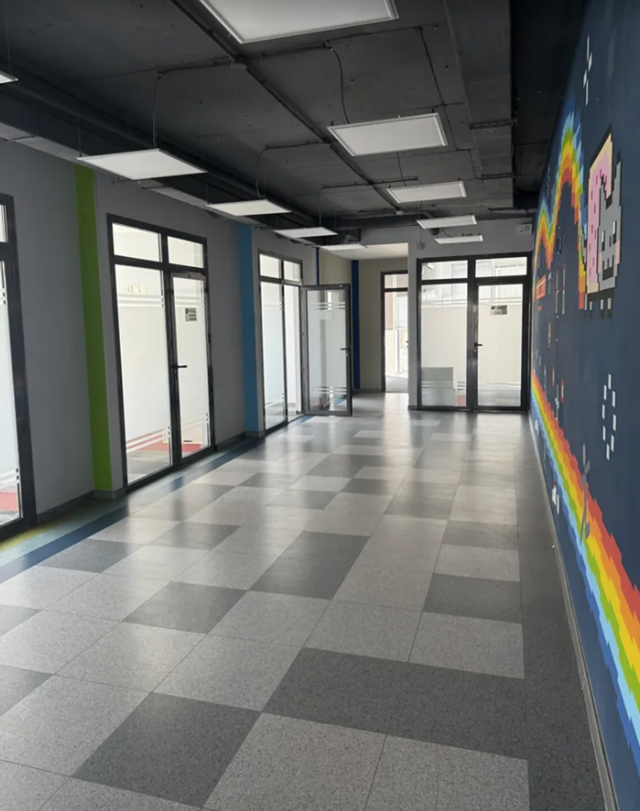 Здаються в оренду офісні приміщення у сучасній будівлі! фото 1 Здаються в оренду офісні приміщення у сучасній будівлі! фото 1