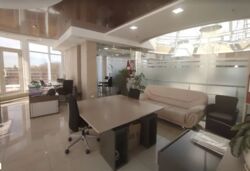 Оренда офісного приміщення на вул. Праведників світу. Ремонт. фото 10 Оренда офісного приміщення на вул. Праведників світу. Ремонт. фото 10