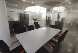 Оренда офісного приміщення на вул. Праведників світу. Ремонт. фото 3 Оренда офісного приміщення на вул. Праведників світу. Ремонт. фото 3