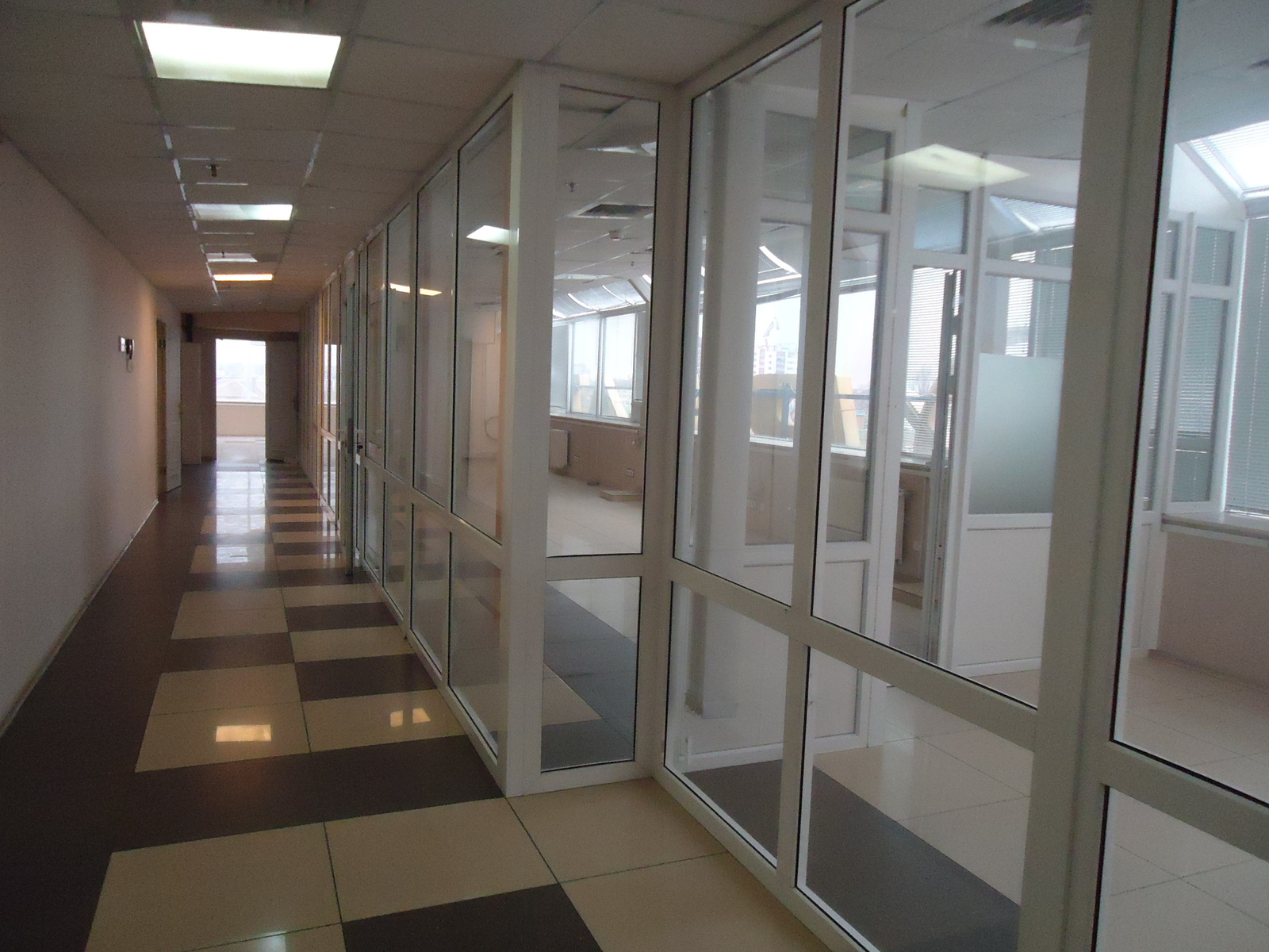 Здається офісне приміщення, 470 м2, Замостянський р-н фото 1 Здається офісне приміщення, 470 м2, Замостянський р-н фото 1