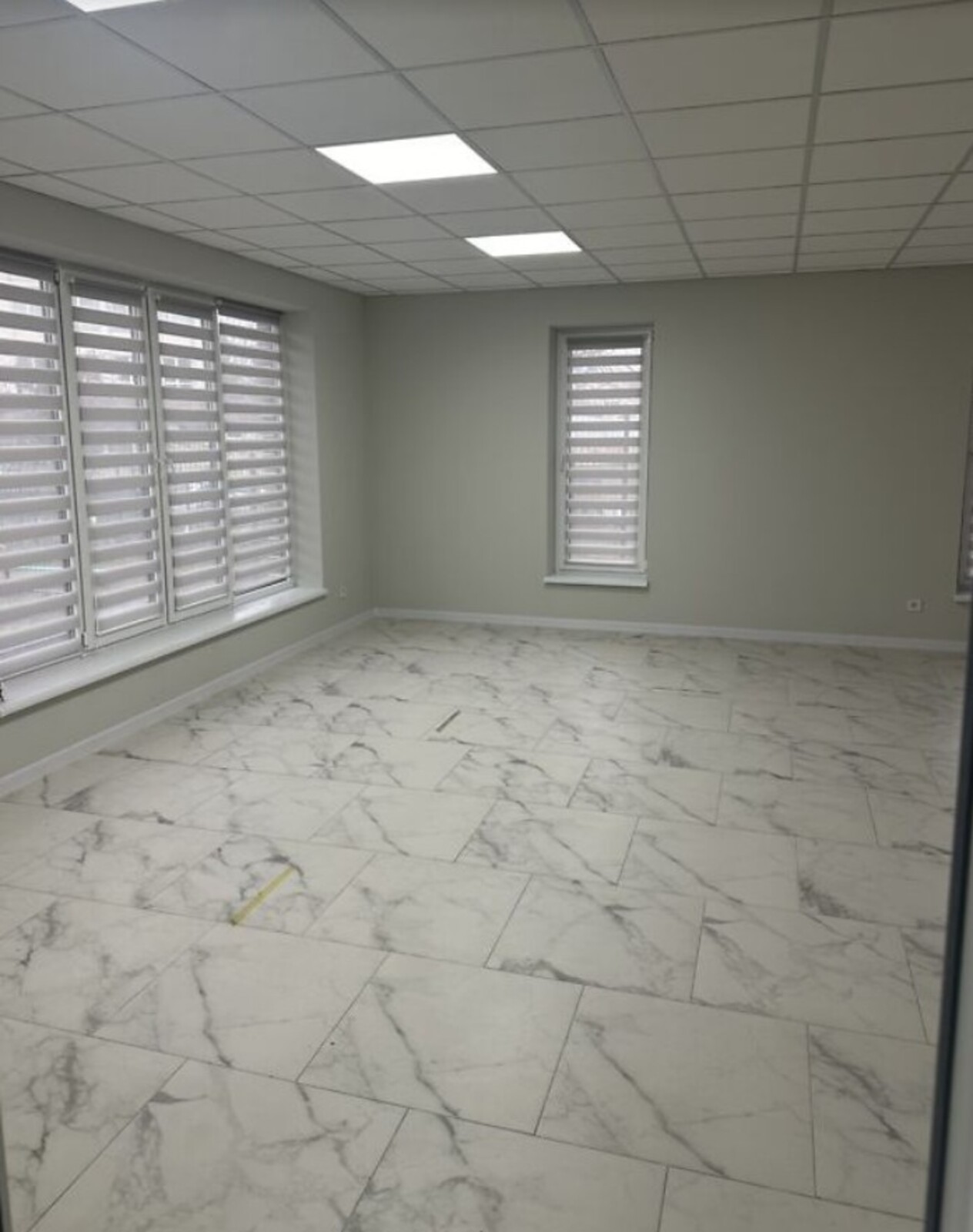 Здається офісне приміщення в Замостянському районі. 50 кв.м. фото 1 Здається офісне приміщення в Замостянському районі. 50 кв.м. фото 1