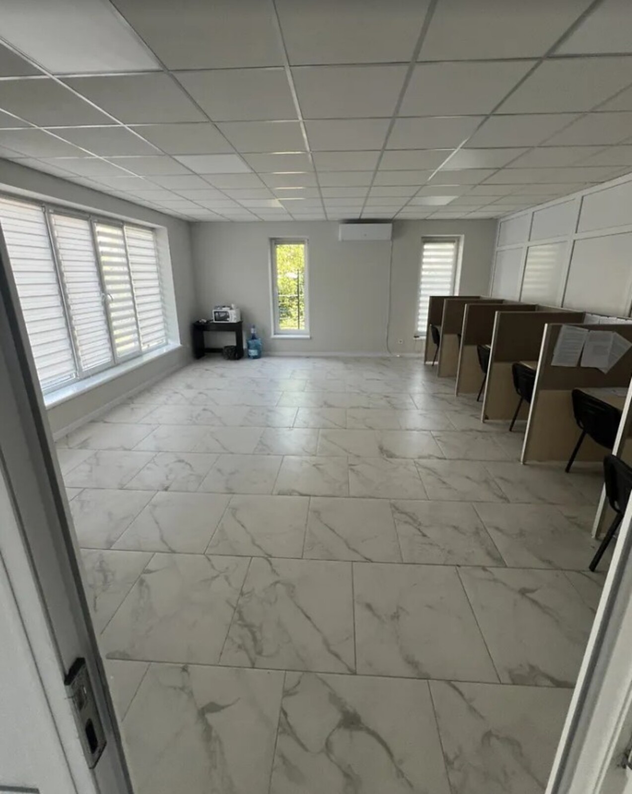 Здається офісне приміщення 40 кв.м. Замостянскьий район фото 1 Здається офісне приміщення 40 кв.м. Замостянскьий район фото 1