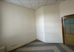 Здається офісне приміщення в центрі міста, 131 кв.м. 5 кімнат фото 6 Здається офісне приміщення в центрі міста, 131 кв.м. 5 кімнат фото 6