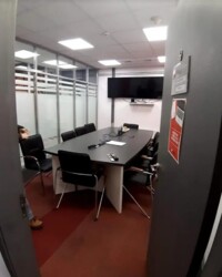 Здаються офісні приміщення від 20 кв.м. в центрі р-н Вишенька. Ремонт меблі є. фото 3 Здаються офісні приміщення від 20 кв.м. в центрі р-н Вишенька. Ремонт меблі є. фото 3