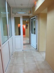 Здається офісне приміщення з ремонтом, р-н Поділля. фото 8 Здається офісне приміщення з ремонтом, р-н Поділля. фото 8