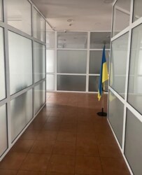 Здається офісне приміщення 200 кв.м. в Центрі міста. фото 2 Здається офісне приміщення 200 кв.м. в Центрі міста. фото 2