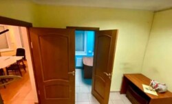 Здається офісне приміщення 110 кв.м. біля Центрального парку. фото 3 Здається офісне приміщення 110 кв.м. біля Центрального парку. фото 3