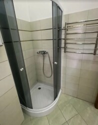 Здається офісне приміщення в центрі міста, 131 кв.м. 5 кімнат фото 3 Здається офісне приміщення в центрі міста, 131 кв.м. 5 кімнат фото 3