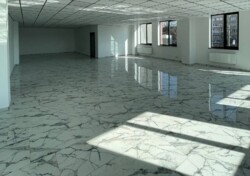 Здаються офісні приміщення від 3 до 1400 кв.м. З ремонтом. Замостянський район фото 1 Здаються офісні приміщення від 3 до 1400 кв.м. З ремонтом. Замостянський район фото 1