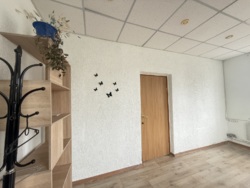 Здається приміщення кабінетного типу з ремонтом 44 кв.м. Добре місце. фото 3 Здається приміщення кабінетного типу з ремонтом 44 кв.м. Добре місце. фото 3