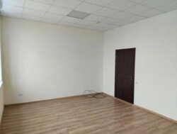 Здаються офісні приміщення від 22 - 48 кв.м. Ближне Замостя. Ремонт. фото 16 Здаються офісні приміщення від 22 - 48 кв.м. Ближне Замостя. Ремонт. фото 16