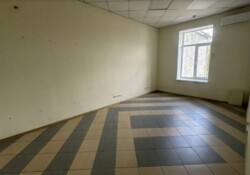 Здається офісне приміщення в центрі міста, 131 кв.м. 5 кімнат фото 8 Здається офісне приміщення в центрі міста, 131 кв.м. 5 кімнат фото 8