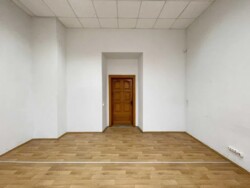 Здається офісне приміщення в Центрі міста. 23 кв.м. фото 5 Здається офісне приміщення в Центрі міста. 23 кв.м. фото 5