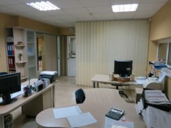 Здається офісне приміщення з ремонтом, р-н Поділля. фото 3 Здається офісне приміщення з ремонтом, р-н Поділля. фото 3