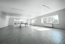 Здається офісне приміщення 350 кв.м. ЗА ДУЖЕ ВИГІДНОЮ ЦІНОЮ. фото 1 Здається офісне приміщення 350 кв.м. ЗА ДУЖЕ ВИГІДНОЮ ЦІНОЮ. фото 1