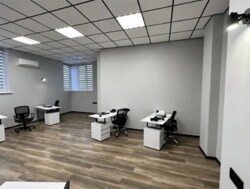 Здається комерційне приміщення 108 кв.м. ЖК Родинний маєток. Центр фото 4 Здається комерційне приміщення 108 кв.м. ЖК Родинний маєток. Центр фото 4