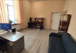 Здається офісне приміщення 25 кв.м. центр міста фото 4 Здається офісне приміщення 25 кв.м. центр міста фото 4