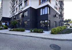 Здається комерційне приміщення 108 кв.м. ЖК Родинний маєток. Центр фото 6 Здається комерційне приміщення 108 кв.м. ЖК Родинний маєток. Центр фото 6