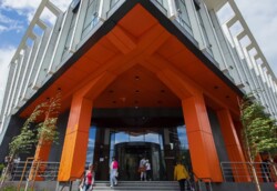 Здається комерційне приміщення в р-ні Вишенька. ТРЦ. 233 кв.м. фото 2 Здається комерційне приміщення в р-ні Вишенька. ТРЦ. 233 кв.м. фото 2