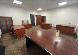 Здається офісне приміщення 35 кв.м. в р-ні Вишенька. фото 2 Здається офісне приміщення 35 кв.м. в р-ні Вишенька. фото 2