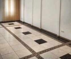 Оренда приміщення по вул. Харківська ( біля ТЦ МАНУФАКТУРА) фото 2 Оренда приміщення по вул. Харківська ( біля ТЦ МАНУФАКТУРА) фото 2