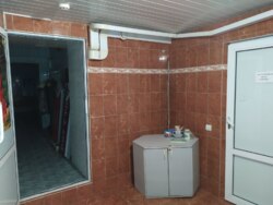 В оренду приміщення в центрі міста по вул. Кооперативна фото 1 В оренду приміщення в центрі міста по вул. Кооперативна фото 1