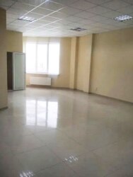 В оренду приміщення по вул. Воскресенська. (ТЦ Viva) фото 6 В оренду приміщення по вул. Воскресенська. (ТЦ Viva) фото 6