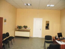 В оренду приміщення по вул. Воскресенська. (ТЦ Viva) фото 10 В оренду приміщення по вул. Воскресенська. (ТЦ Viva) фото 10