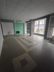 В оренду приміщення по вул. Петропавлівська (Будівельний коледж) фото 1 В оренду приміщення по вул. Петропавлівська (Будівельний коледж) фото 1