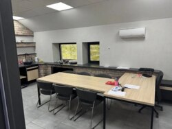 Здам приміщення по вул. О. Аніщенка (р-н Петропавлівської) фото 2 Здам приміщення по вул. О. Аніщенка (р-н Петропавлівської) фото 2